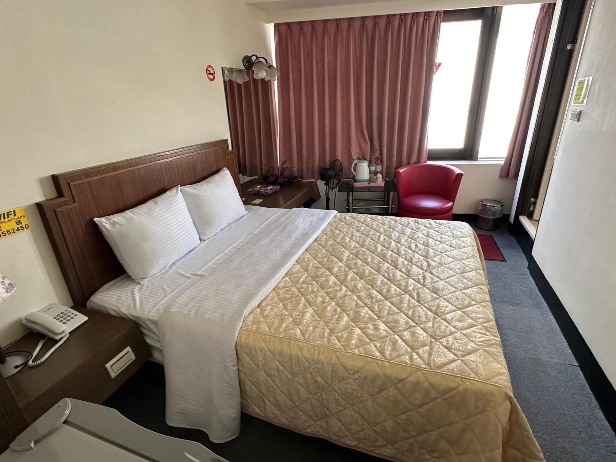 Chian Huei Business Hotel Đài Bắc Ngoại thất bức ảnh